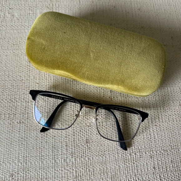 GUCCI Reading Glasses black and gold - Picture 2 of 5